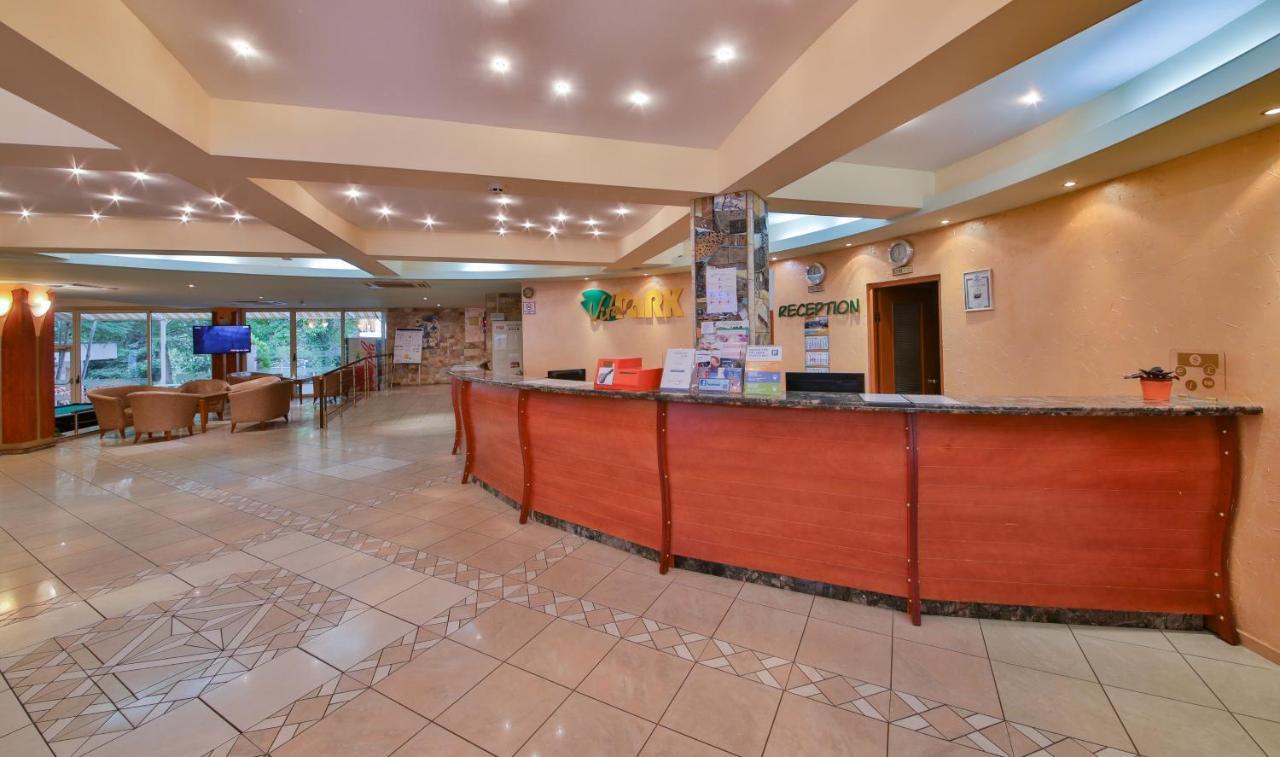 Vita Park Hotel & Aqua Park Albena Exterior photo
