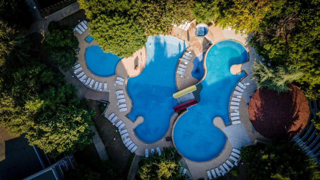 Vita Park Hotel & Aqua Park Albena Exterior photo