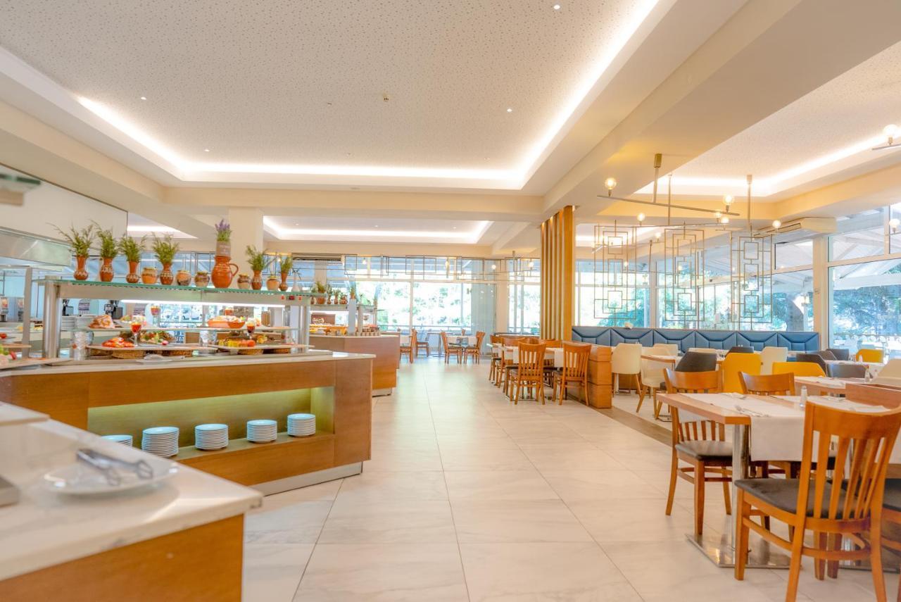 Vita Park Hotel & Aqua Park Albena Exterior photo
