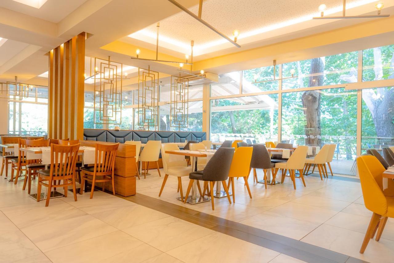 Vita Park Hotel & Aqua Park Albena Exterior photo